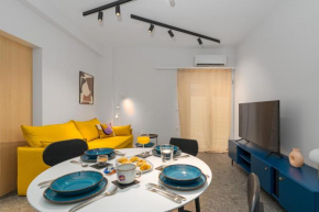 Stylish and Modern Apartment with Vibrant Décor